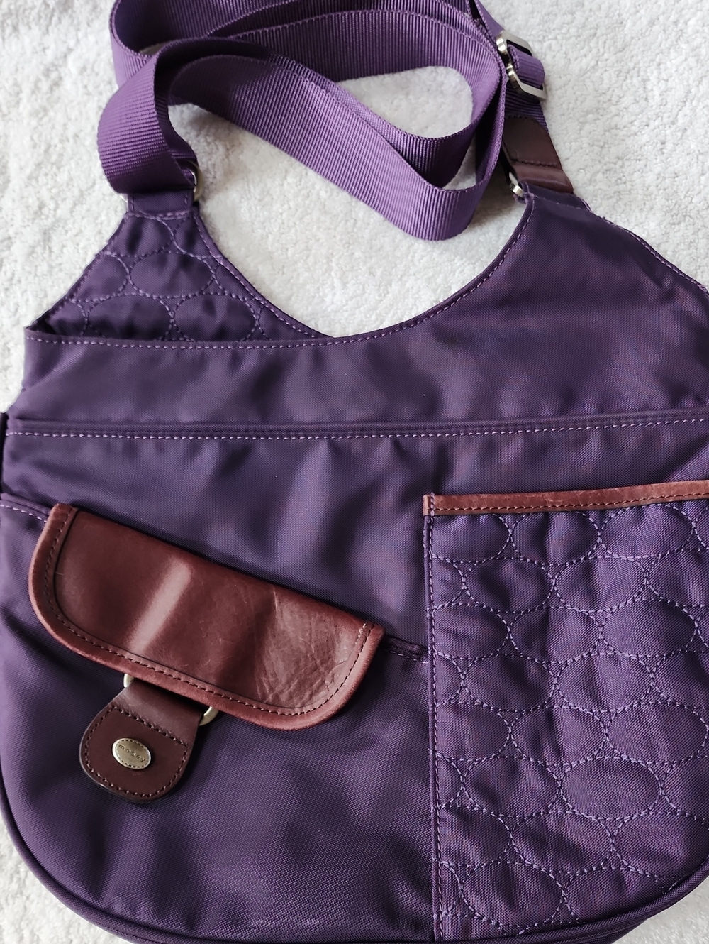 Mosey Women’s Ourple Crossbody Shoulder Bag Preowned